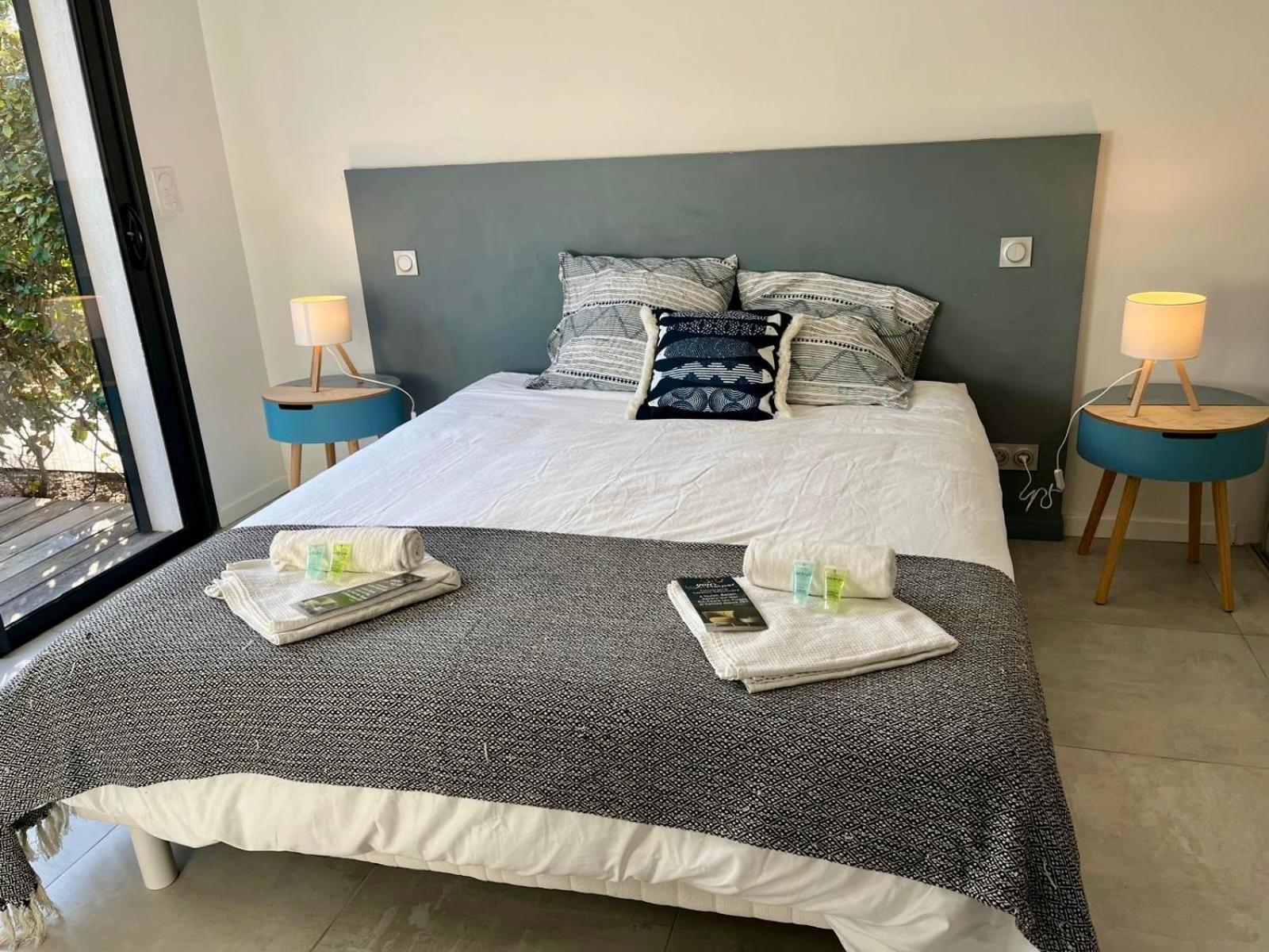 Appartement Luxe Le Levant Hyères Exterior foto